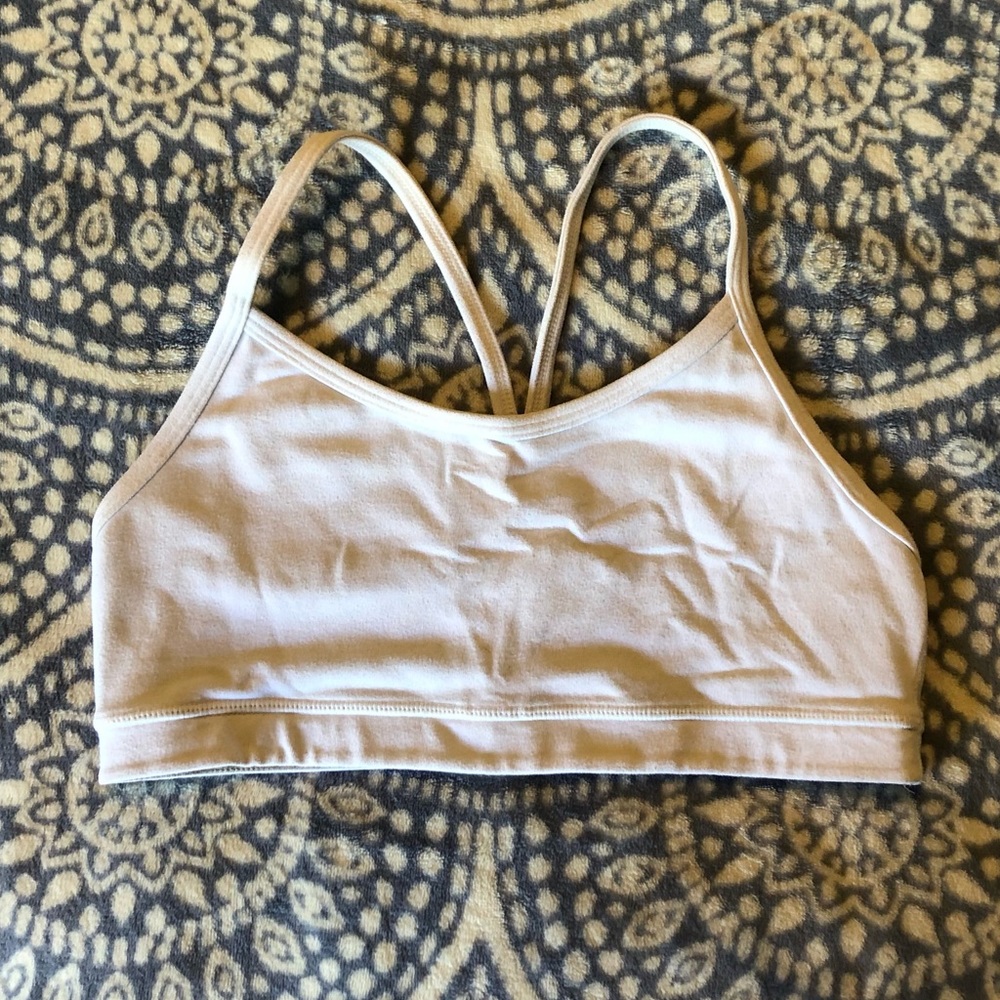 Lululemon white sports bra